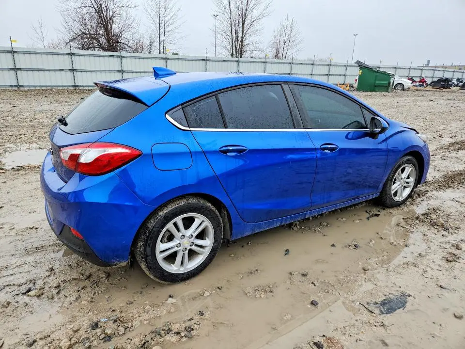 2017 CHEVROLET CRUZE LT  