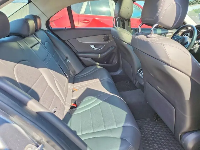 2019 MERCEDES-BENZ C 300  