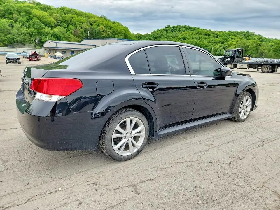 2013 SUBARU LEGACY 2.5I PREMIUM  