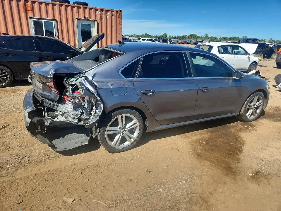 2012 VOLKSWAGEN PASSAT SE  