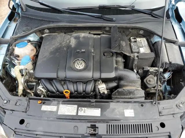 2012 VOLKSWAGEN PASSAT SE  