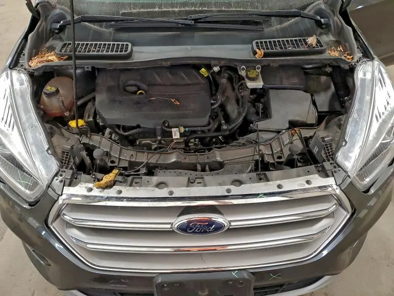 2017 FORD ESCAPE TITANIUM  