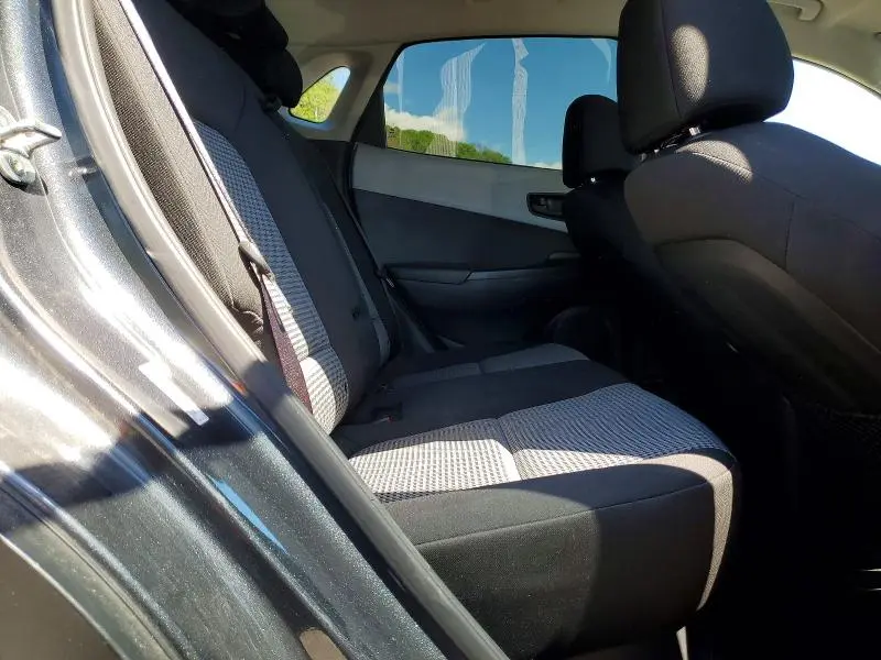 2020 HYUNDAI KONA SE  