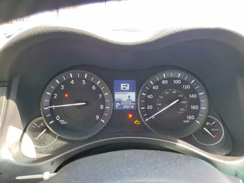 2015 INFINITI Q70 3.7  