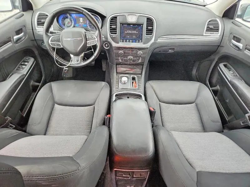 2019 CHRYSLER 300 TOURING  