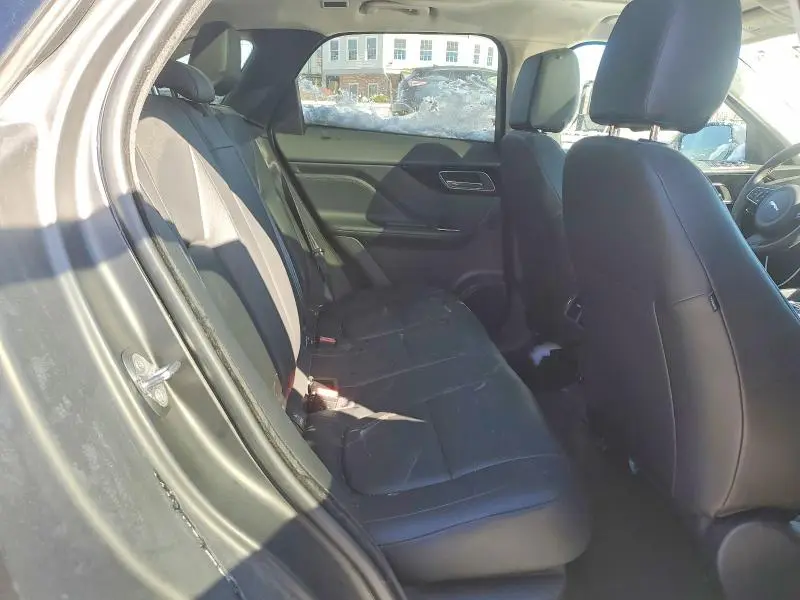 2019 JAGUAR F-PACE PREMIUM  