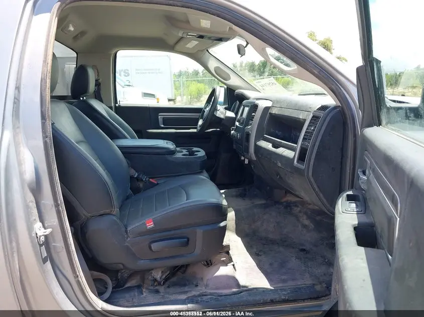 2021 RAM 1500 CLASSIC TRADESMAN  4X4 8' BOX