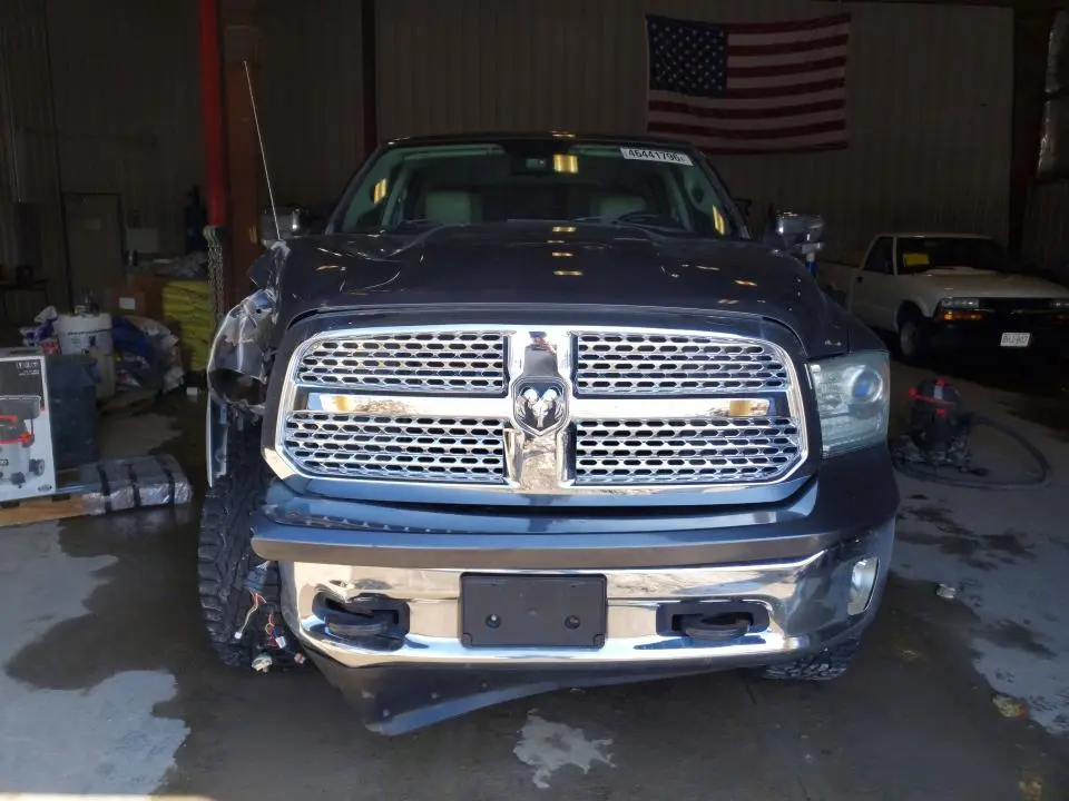 2014 RAM 1500 LARAMIE  