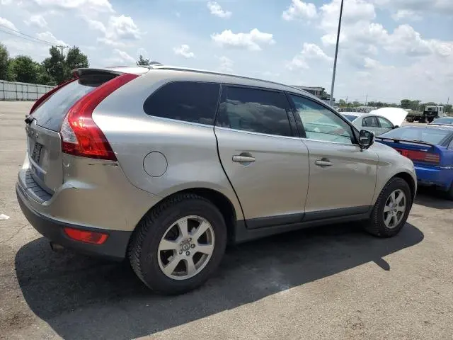 2011 VOLVO XC60 3.2  