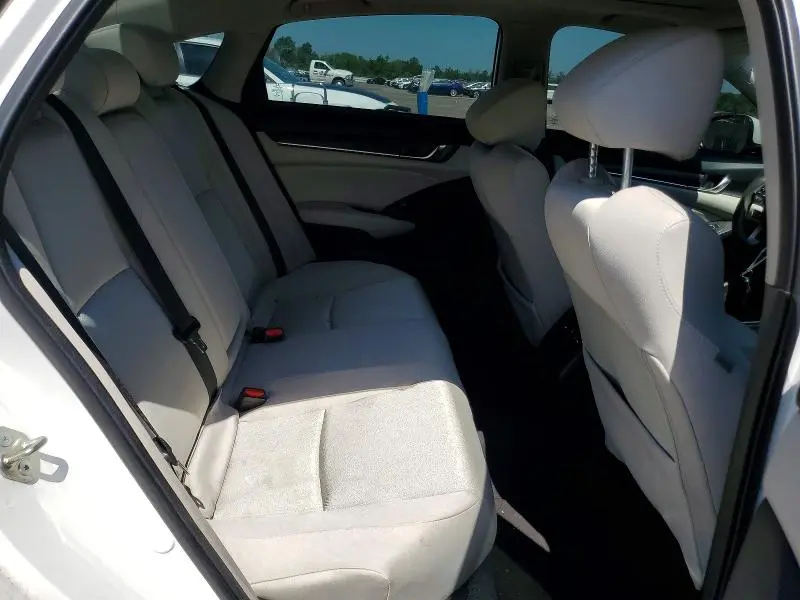 2018 HONDA ACCORD EX  