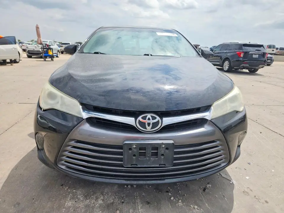 2016 TOYOTA CAMRY XLE  
