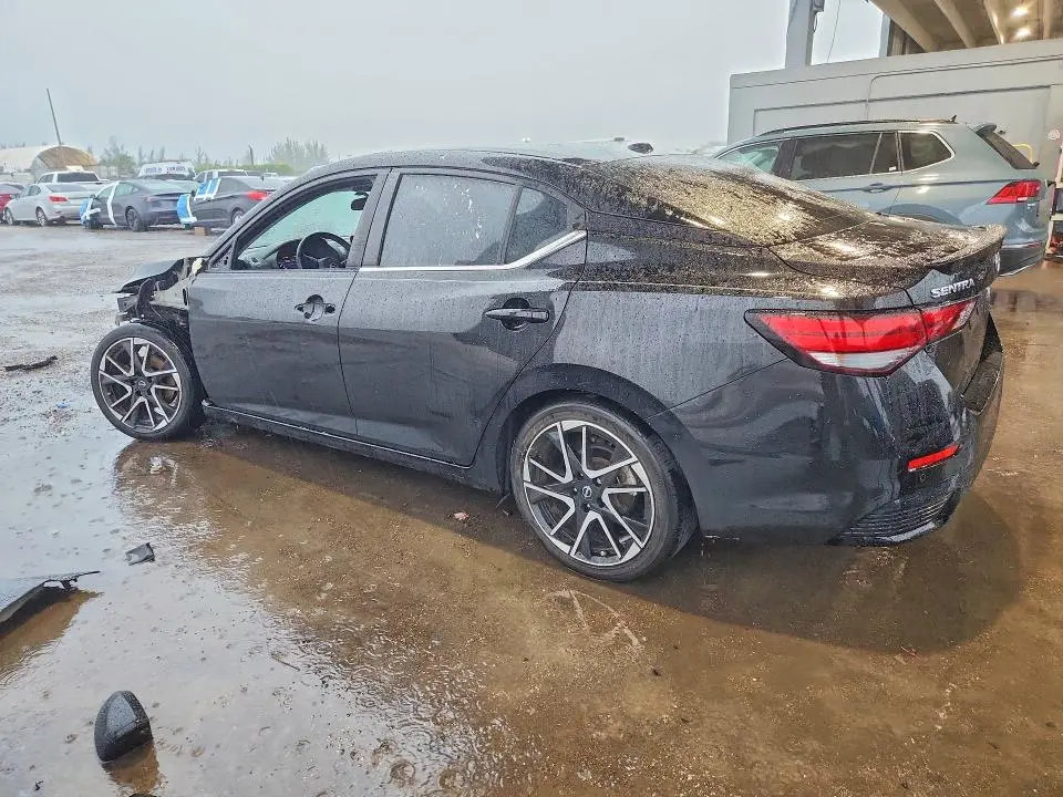 2024 NISSAN SENTRA SR  