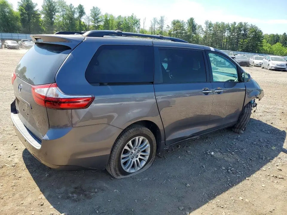 2017 TOYOTA SIENNA XLE 8-PASSENGER  