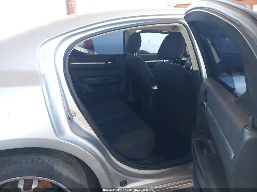 2010 DODGE CHARGER SXT