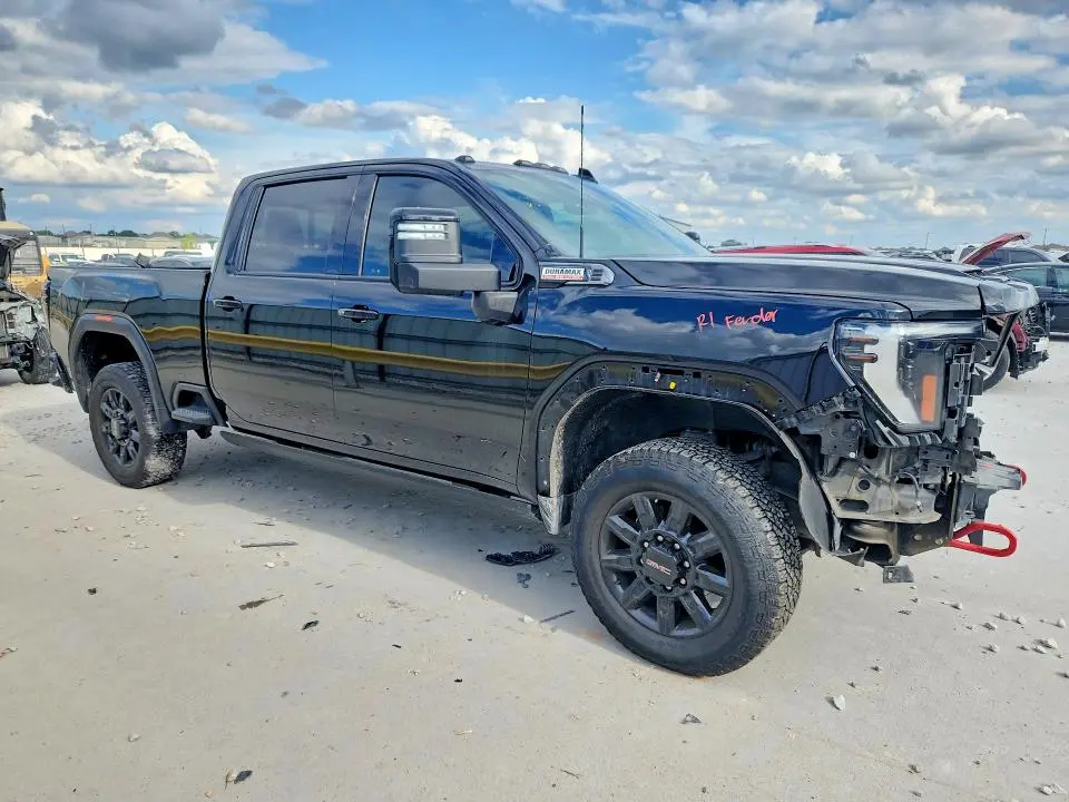 2024 GMC SIERRA K3500 AT4  