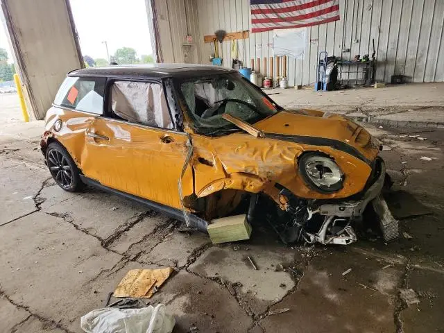 2015 MINI COOPER S  