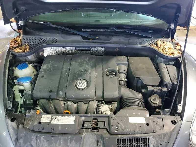2012 VOLKSWAGEN BEETLE   