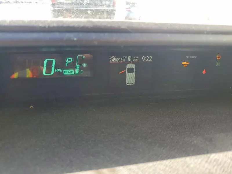 2013 TOYOTA PRIUS C TWO  