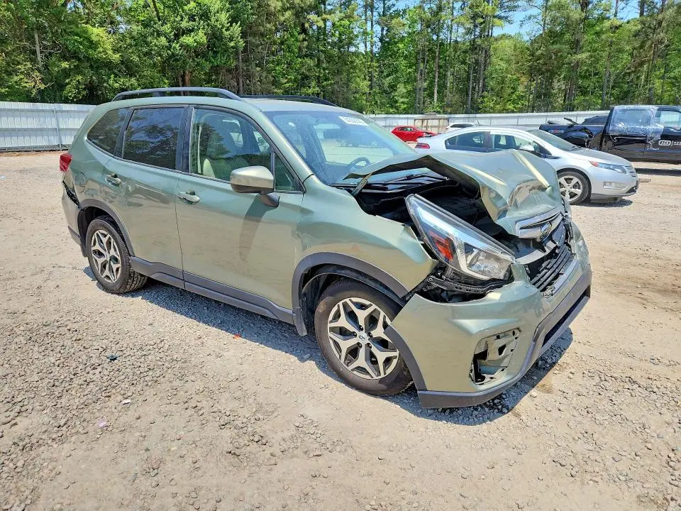 2019 SUBARU FORESTER PREMIUM  