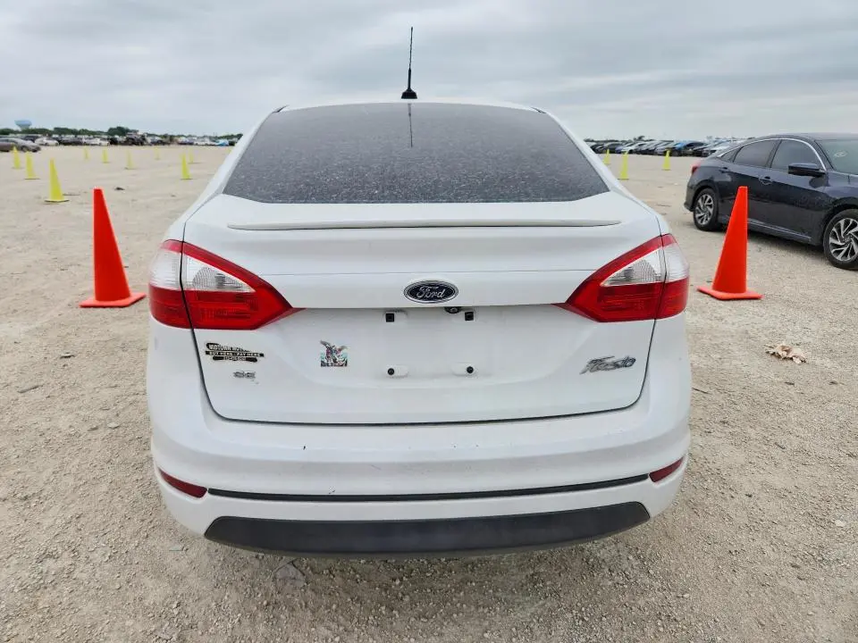 2019 FORD FIESTA SE  