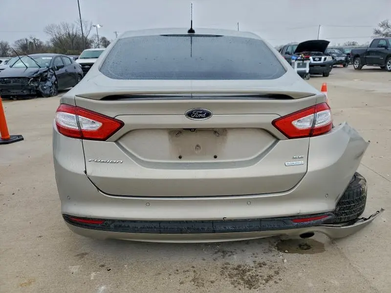 2015 FORD FUSION SE  
