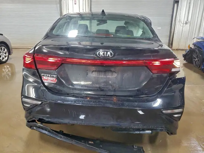 2019 KIA FORTE FE  