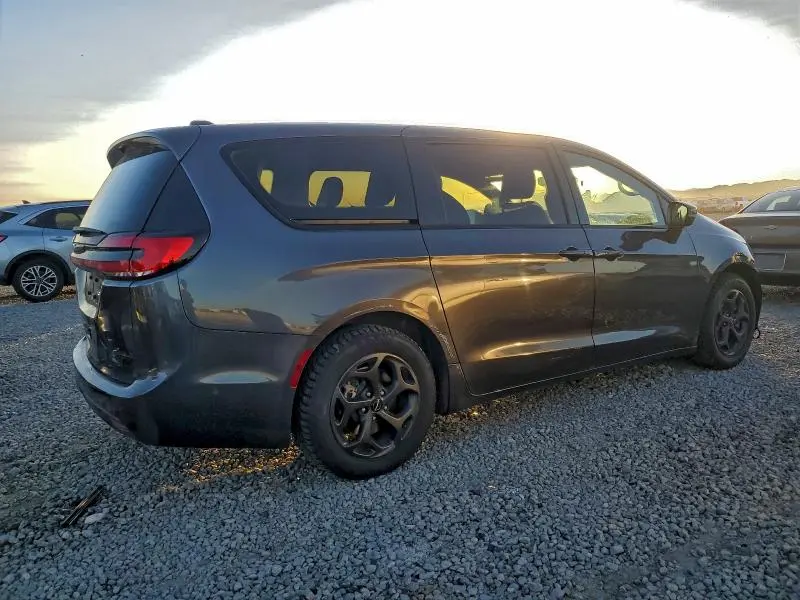 2022 CHRYSLER PACIFICA HYBRID LIMITED  