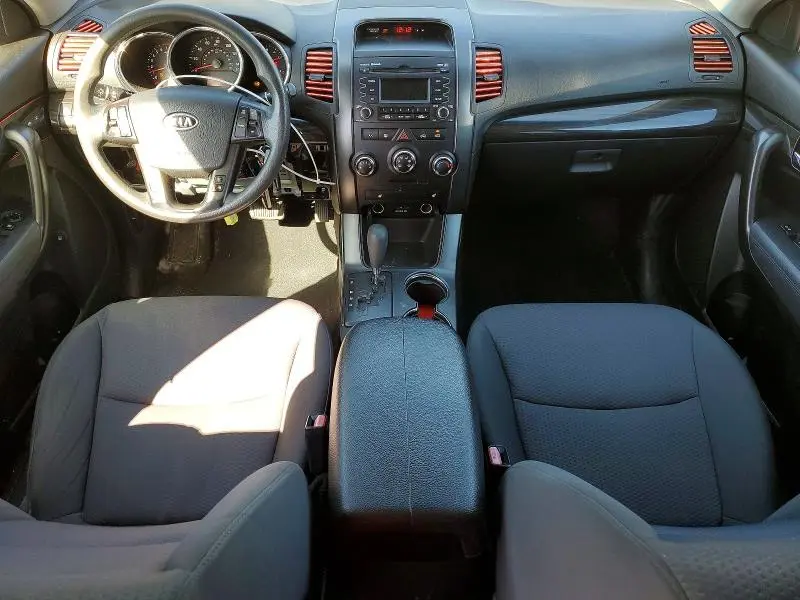 2012 KIA SORENTO LX  