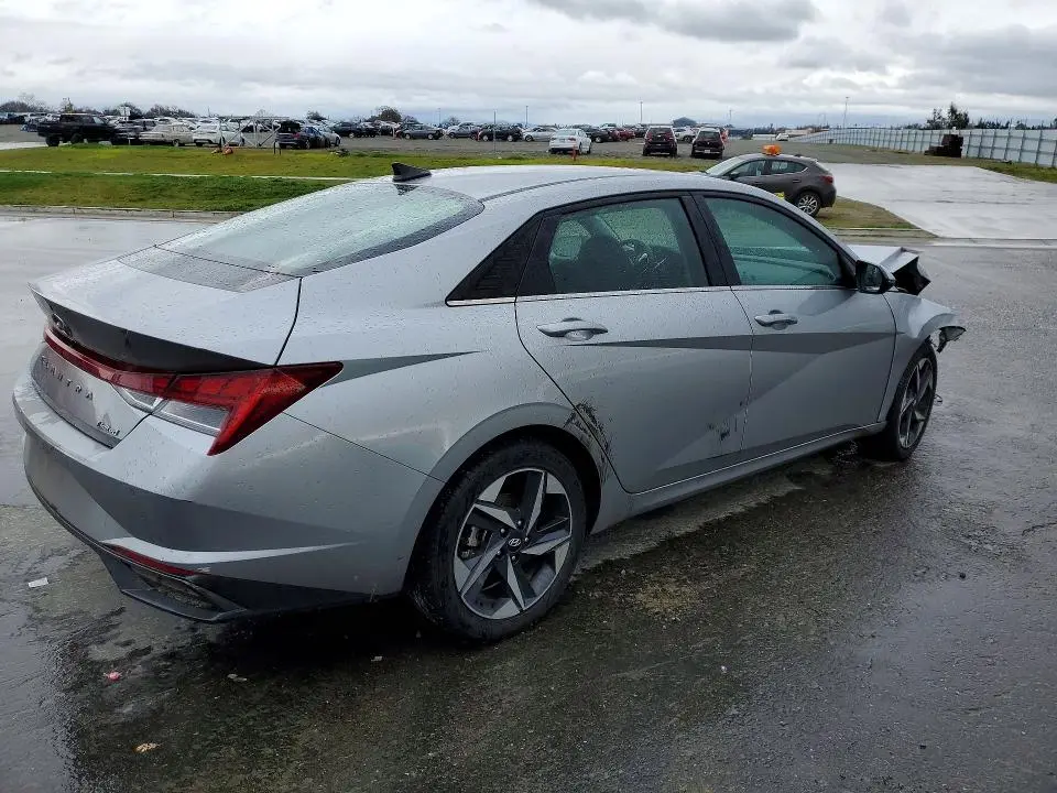 2022 HYUNDAI ELANTRA LIMITED  