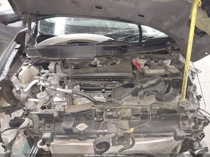 2019 NISSAN ROGUE SV
