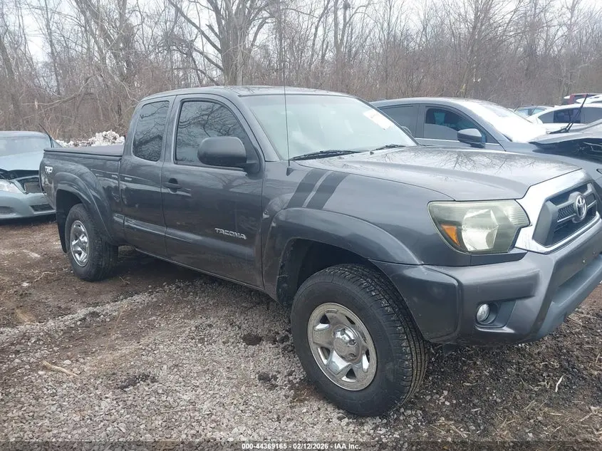 2013 TOYOTA TACOMA BASE V6