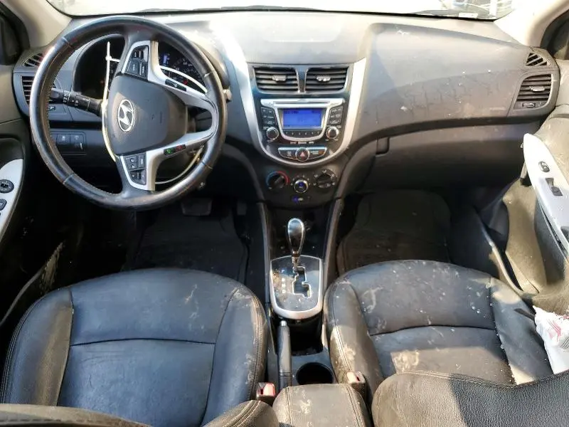 2012 HYUNDAI ACCENT SE  