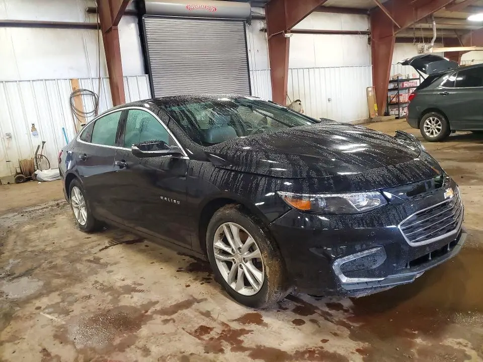 2017 CHEVROLET MALIBU LT  