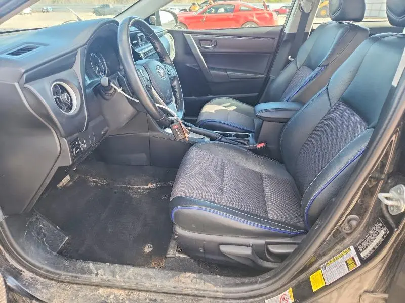 2019 TOYOTA COROLLA SE  