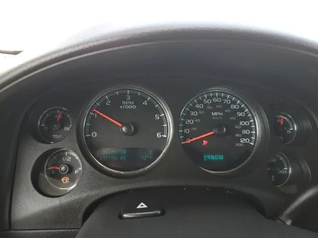 2011 CHEVROLET AVALANCHE LS