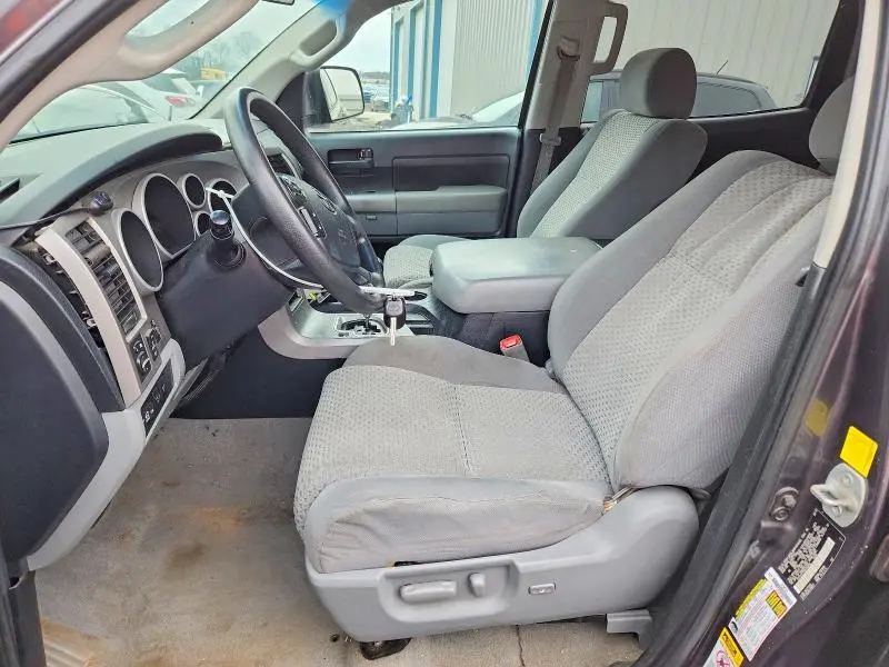 2011 TOYOTA TUNDRA GRADE  