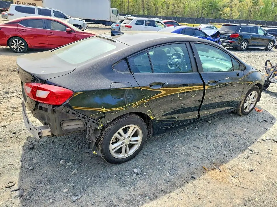 2017 CHEVROLET CRUZE LT  