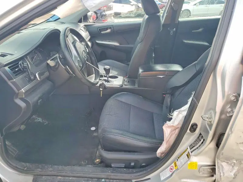 2013 TOYOTA CAMRY SE  