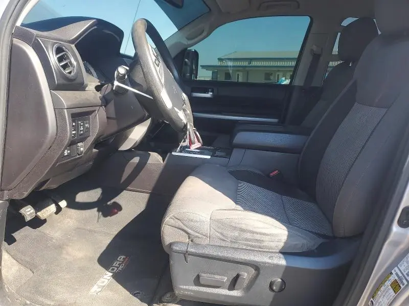 2016 TOYOTA TUNDRA SR5  