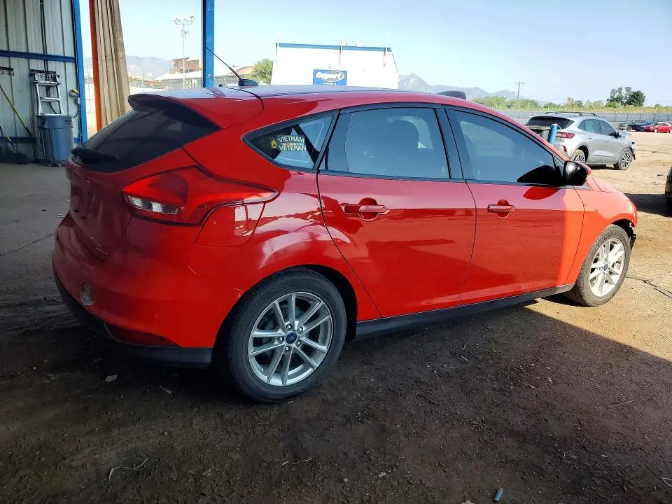 2016 FORD FOCUS SE  