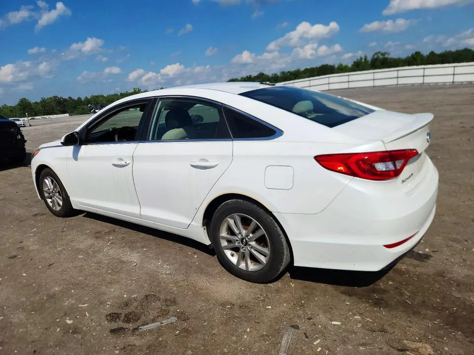 2016 HYUNDAI SONATA SE  