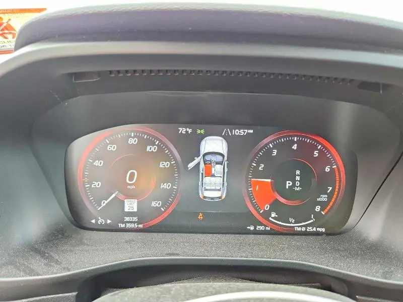 2021 VOLVO XC40 T5 R-DESIGN  