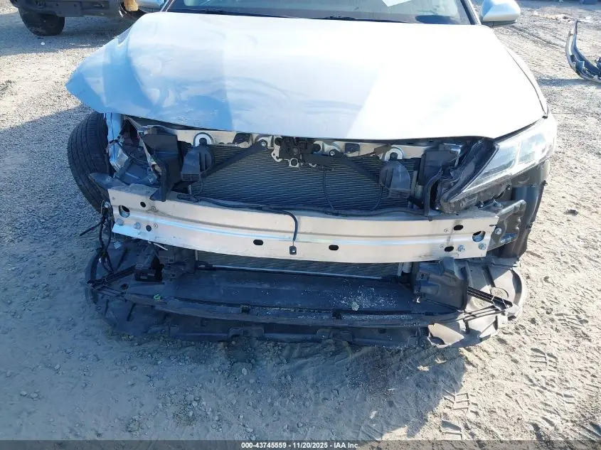 2020 TOYOTA CAMRY LE