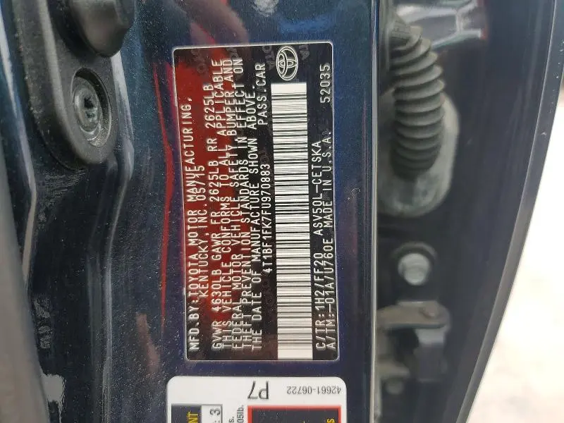 2015 TOYOTA CAMRY SE  