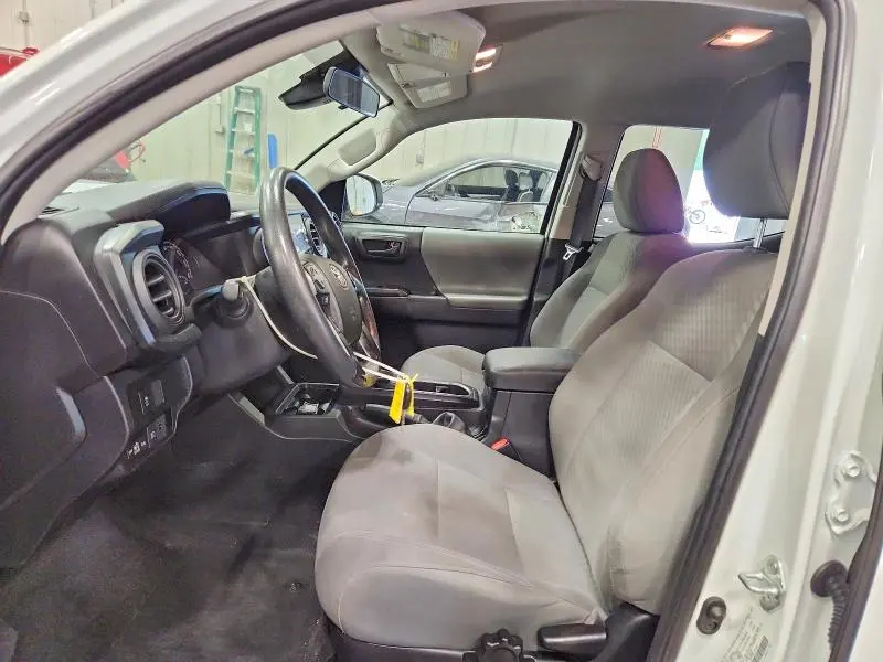 2022 TOYOTA TACOMA SR V6  