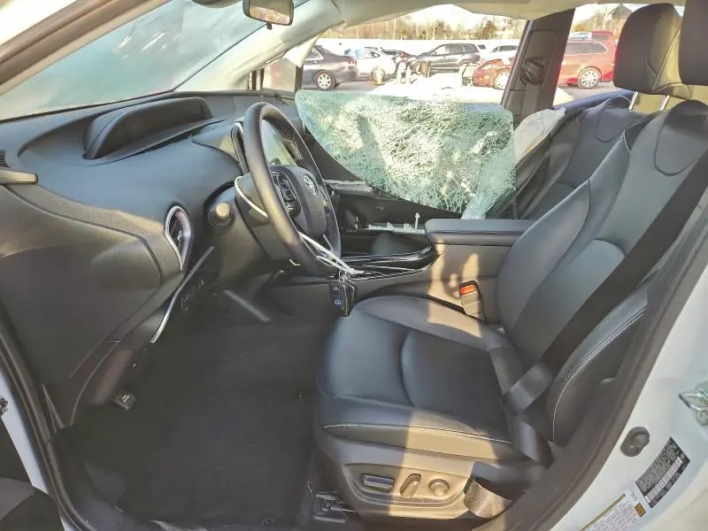 2022 TOYOTA PRIUS PRIME LE  