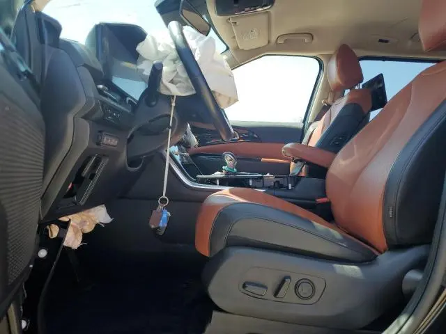 2023 KIA CARNIVAL SX  