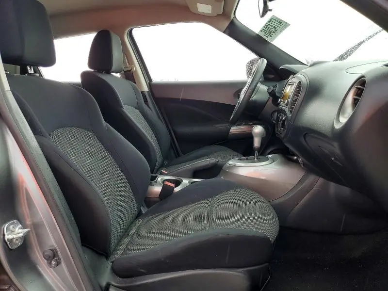 2016 NISSAN JUKE S  