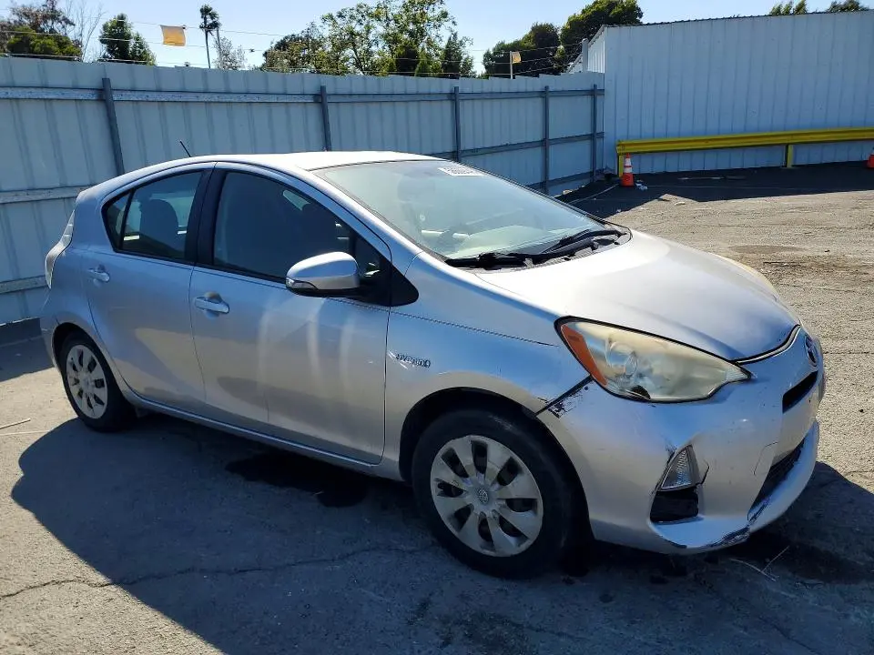 2012 TOYOTA PRIUS C THREE  