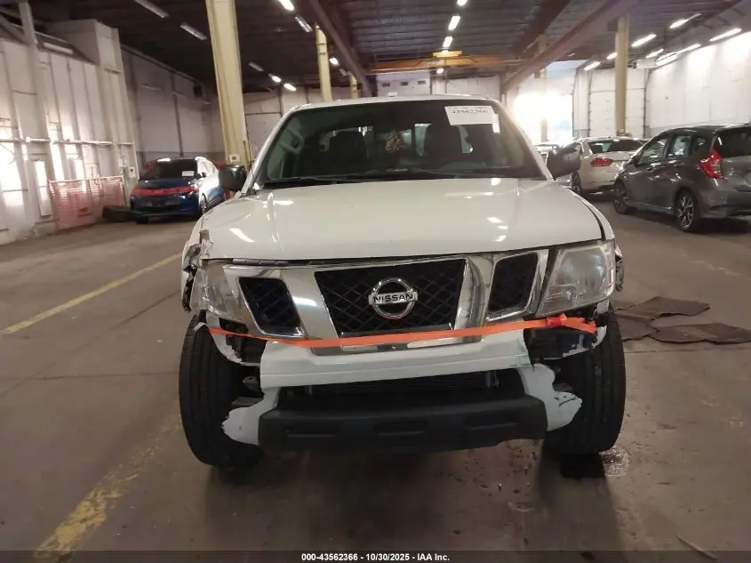 2018 NISSAN FRONTIER SV